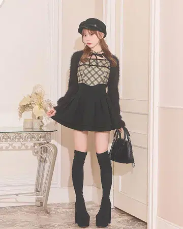 !! 슬림 레그가 되는 스커트 이너 팬츠 포함 블랙