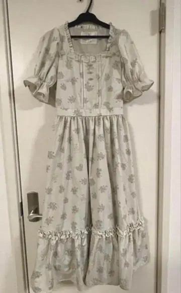 최종 가격 아오키 미사코 시마무라 니나스 원피스 베이지 S