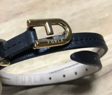 FURLA 블랙 가죽 뱅글