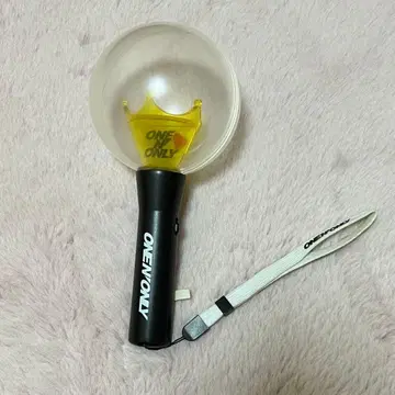 원엔 응원봉 초대전