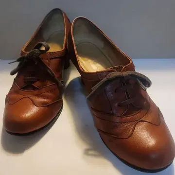 리갈 브라운 가죽 레이스업 힐 22.5cm