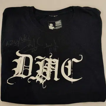 DMC 사인 포함 롱 T셔츠 블랙