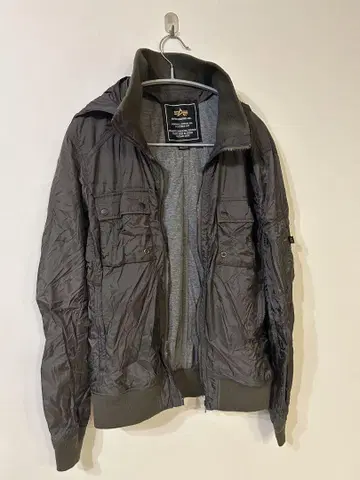 Alpha Industries 후드 부착 자켓 다크 그레이