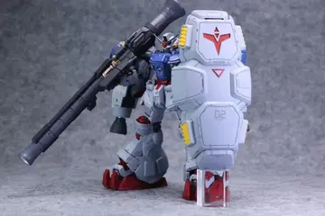 1/100 사이사리스 GP02 전동 회전+LED 유닛 포함 프라모델