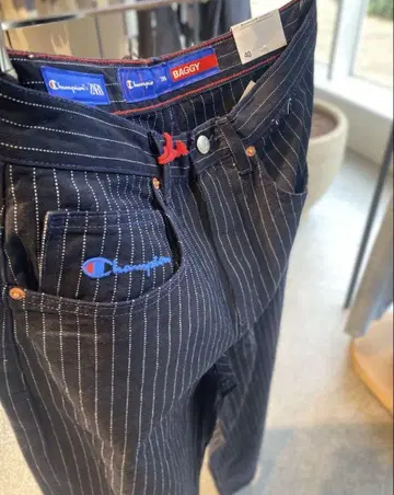 [ ZARA ] 44 스트라이프 배기 핏 청바지