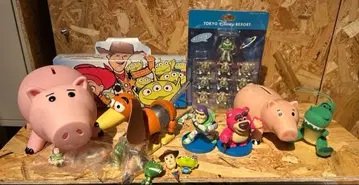 토이스토리 디즈니 슬링키 햄 버즈 로쏘 렉스 우디