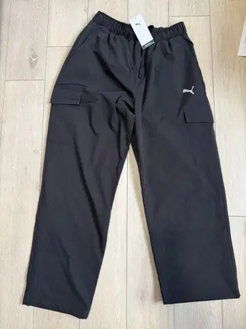 미사용품 PUMA 카고 팬츠 블랙 M 사이즈