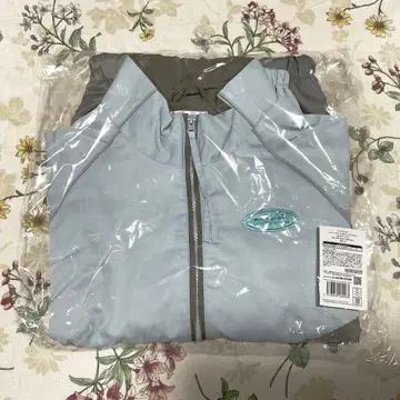 아이돌 마스터 샤이니 컬러즈 노크틸 공식 나일론 아우터 M 사이즈
