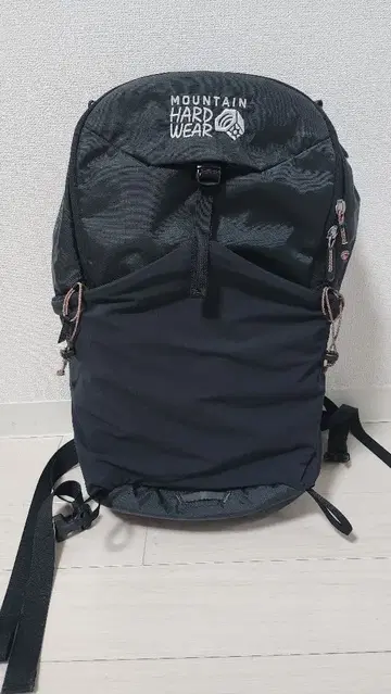 MOUNTAIN HARD WEAR 백팩 블랙