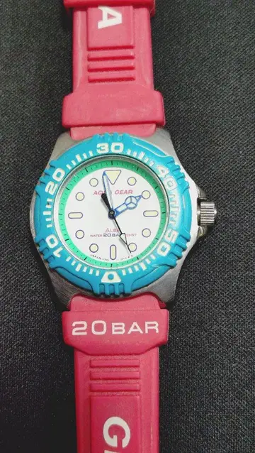 AQUA GEAR 아날로그 손목시계 20BAR