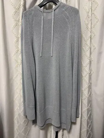 새상품 COS 그레이 후드 부착 긴팔 니트