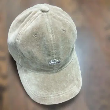 Lacoste 베이지 스웨이드 야구 모자