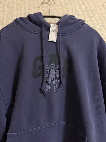 GAP STARWARS 네이비 후드 부착 후드티