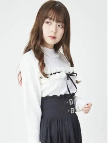 Ank Rouge 프릴 리본 니트 상의 화이트 양산형