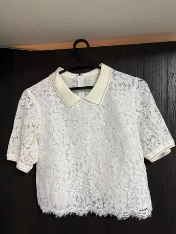 화이트 레이스 폴로 칼라 반팔 셔츠