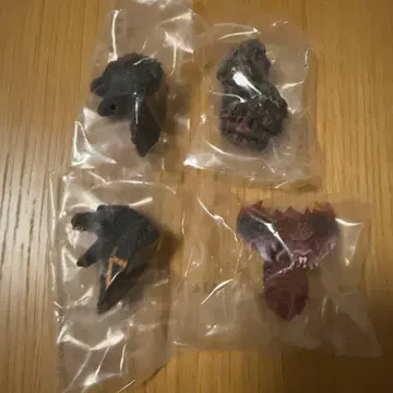 제일복권 고질라 괴수난무 -날뛰는 것들- E상 몬스터 헤드 마그넷