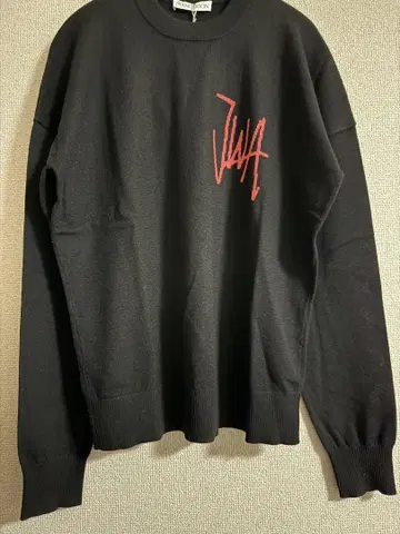 JW Anderson 블랙 니트 빨간 로고 자수