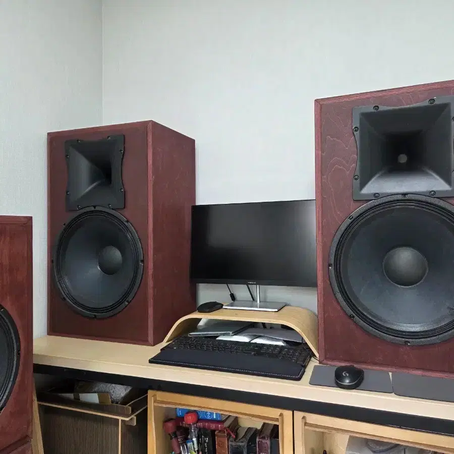 American Eminence 15-inch 2-way speaker