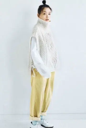 nest robe 코듀로이 와이드 팬츠 옐로우 컬러