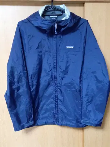 [ patagonia ] 후드 부착 나일론 자켓