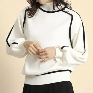 스콧 클럽 페넬 [ 새상품 ] 긴팔 니트 화이트 38
