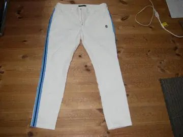 화이트 슬림핏 팬츠 사이드 스트라이프