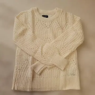 [ Abercrombie & Fitch ] 아이보리 니트 스웨터 S