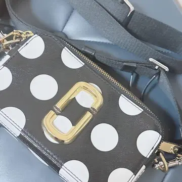 레어 디자인 MARC JACOBS 마크제이콥스 스냅샷 도트