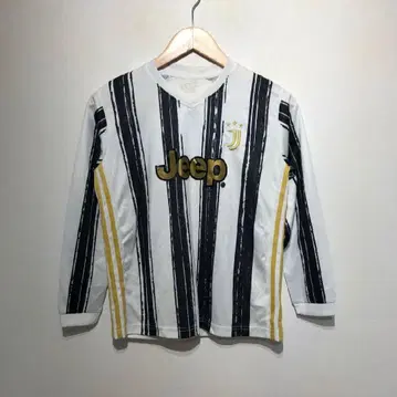 유벤투스 스트라이프 긴팔 티셔츠 지프 로고