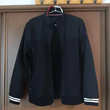블랙 집업 자켓 TOMMY 사이즈 M