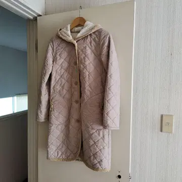 오늘만 갤러리 비스콘티 퀼팅 후드 코트