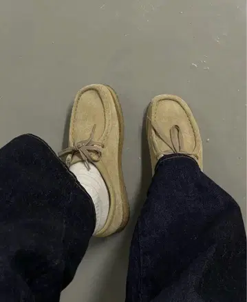 Clarks Originals Wallabee 스웨이드