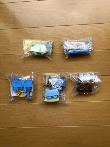 캡슐 프라레일 토마스와 친구들 모두 함께 해피 기념일 편 5종