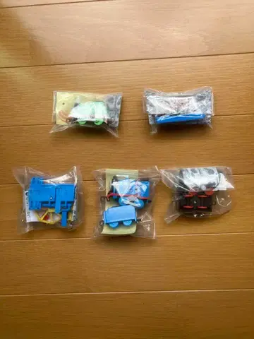 캡슐 프라레일 토마스와 친구들 모두 함께 해피 기념일 편 5종