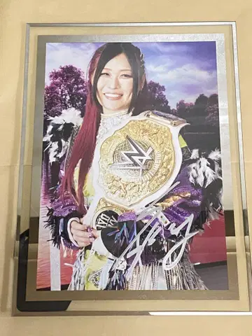 이요 스카이 WWE 마리골드 사인 포함 포트레이트 사진 프레임 3