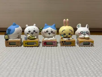 치이카와 하치와레 토끼 모몽가 종이상자 워치