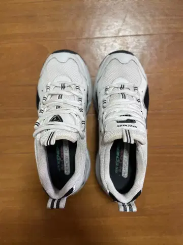 SKECHERS 통굽 스니커즈 D'Lites 디라이트