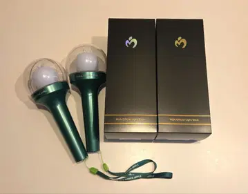 MFG GREEN APPLE 응원봉 2개 세트 바벨탑 스티커 포함
