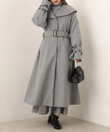 NICE CLAUP 세일러 카라가 성숙/러블리한 롱 코트 그레이