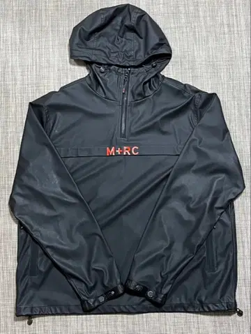 M+RC NOIR 블랙 후드 부착 자켓