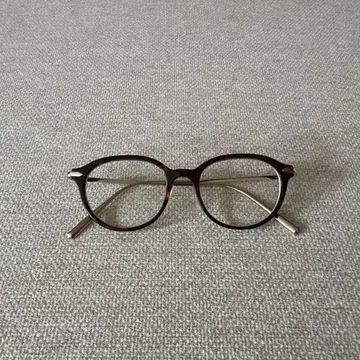 리틀 베스 안경