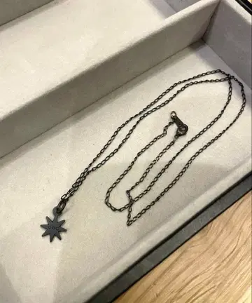 GDC 목걸이 매트 블랙