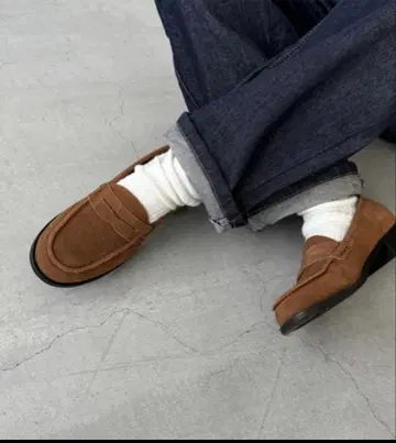 카날 진 엘 마르 스웨이드 코인 로퍼