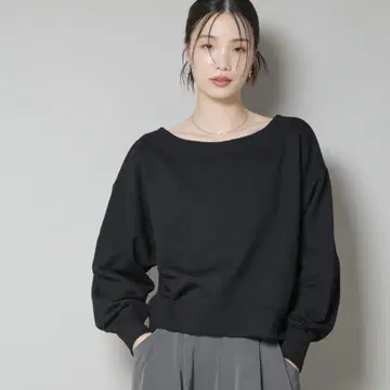 NANO universe 와이드 보트넥 맨투맨 상의