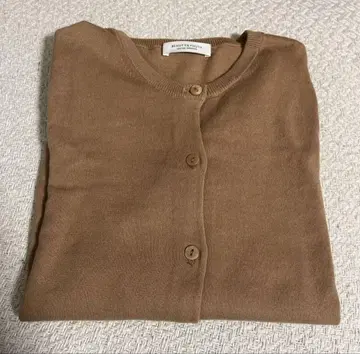 뷰티 앤 유스 유나이티드 애로우즈 베이지 가디건