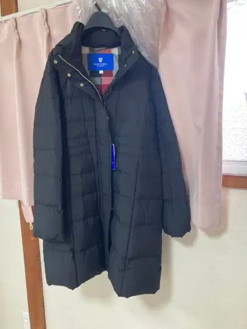 블랙 롱 다운 자켓 후드 부착