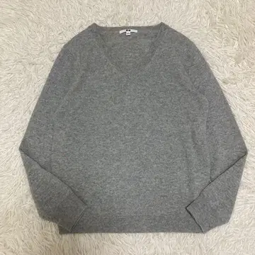 [새상품급] UNIQLO 캐시미어 V넥 스웨터 그레이 L