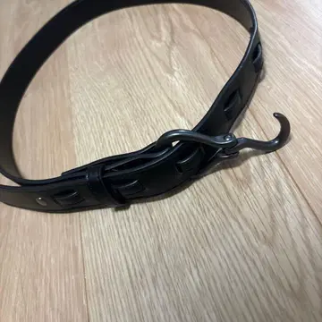 블랙 가죽 벨트 후크식