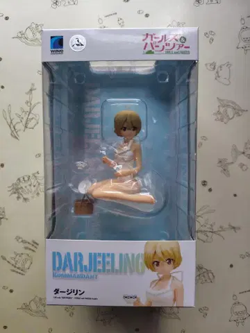 다즐링 걸즈&팬처 BEACH QUEENS 피규어