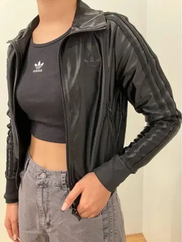 adidas 파이어버드 피티드 트랙탑 블랙